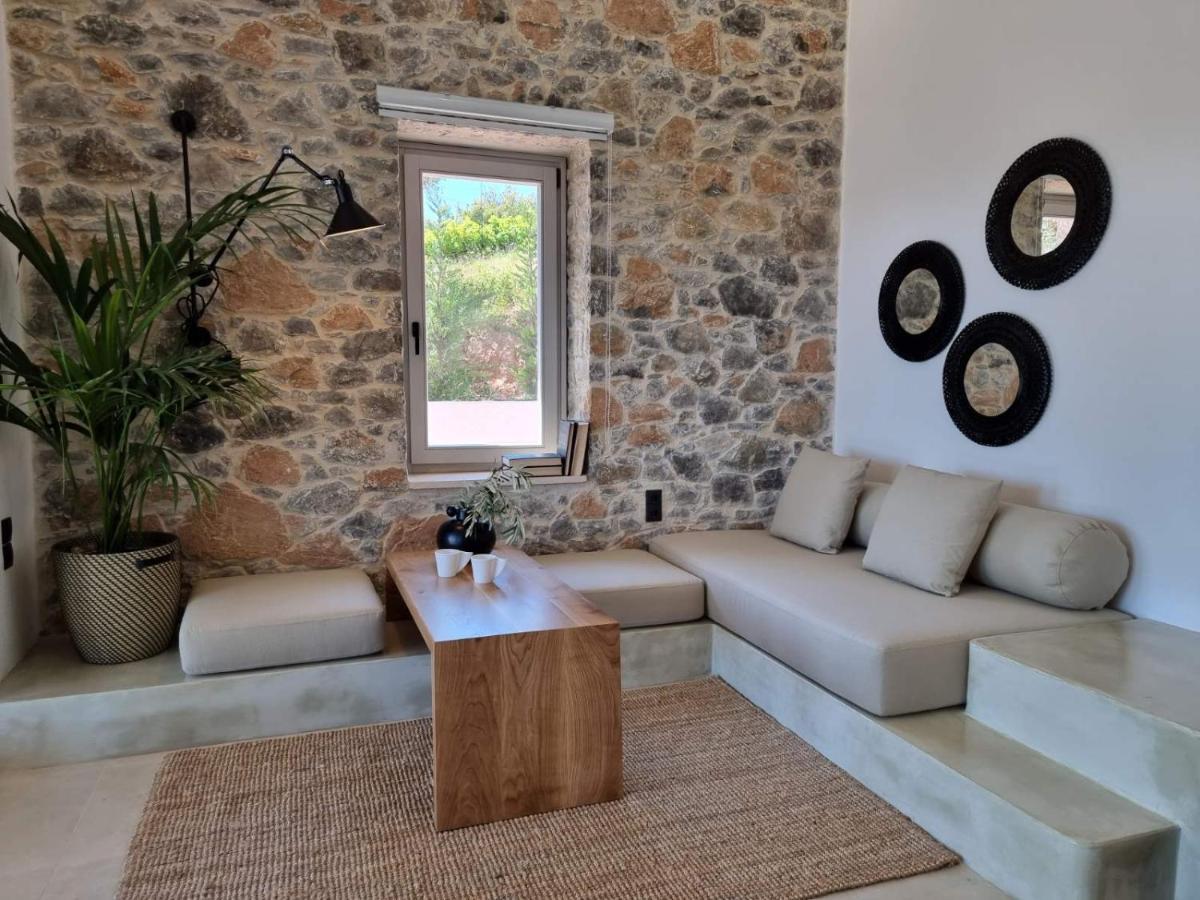 Stone Build Suite With Private Pool Колиос Экстерьер фото