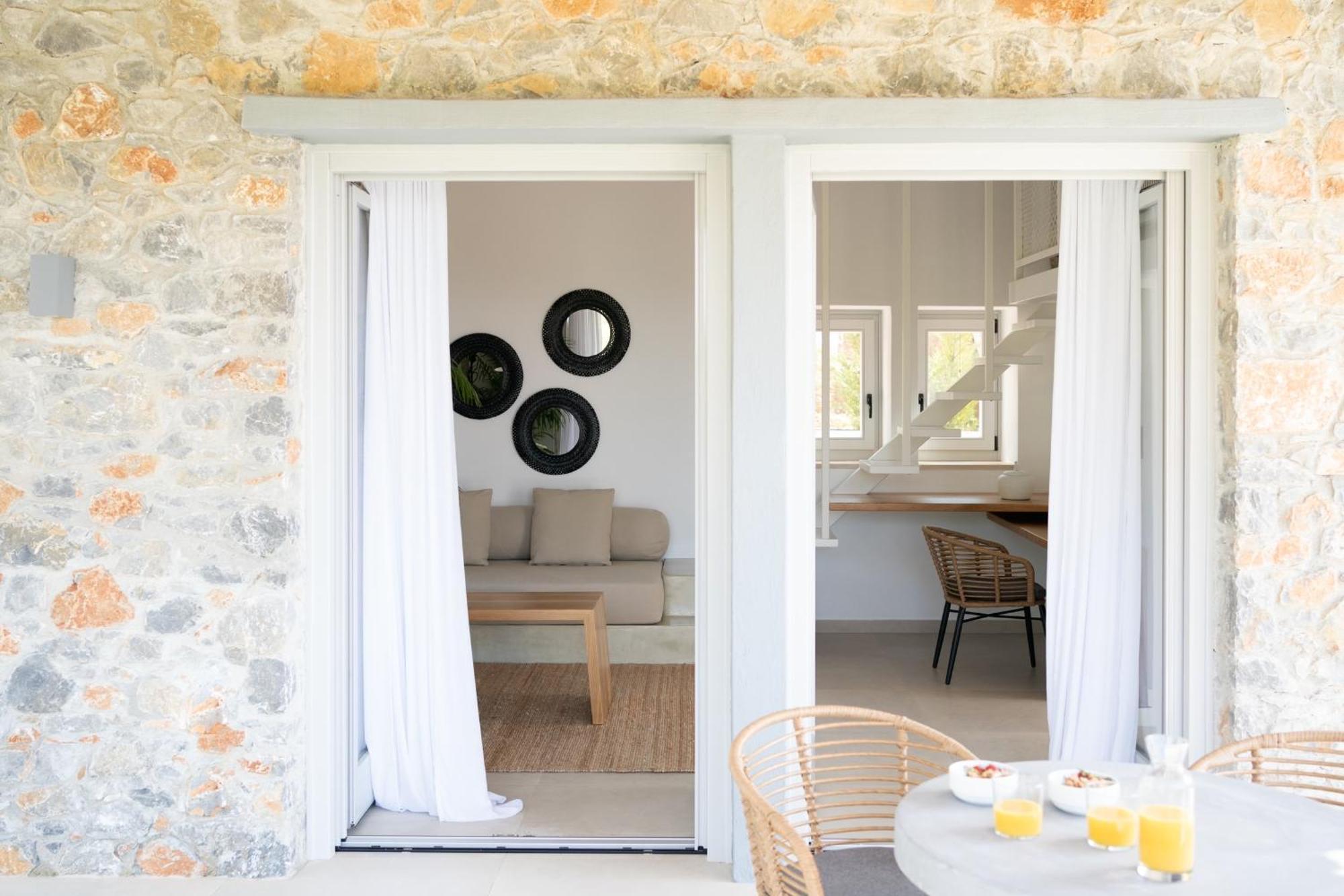 Stone Build Suite With Private Pool Колиос Экстерьер фото